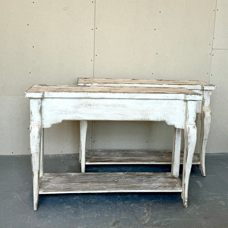 PAREJA DE CONSOLAS