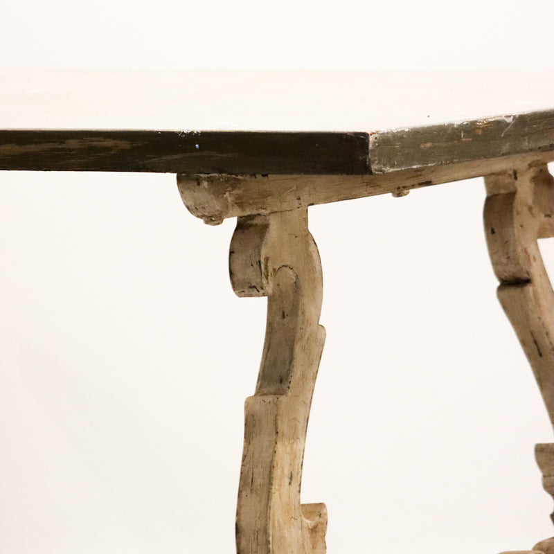 MESA ESPAÑOLA PATA DE LIRA